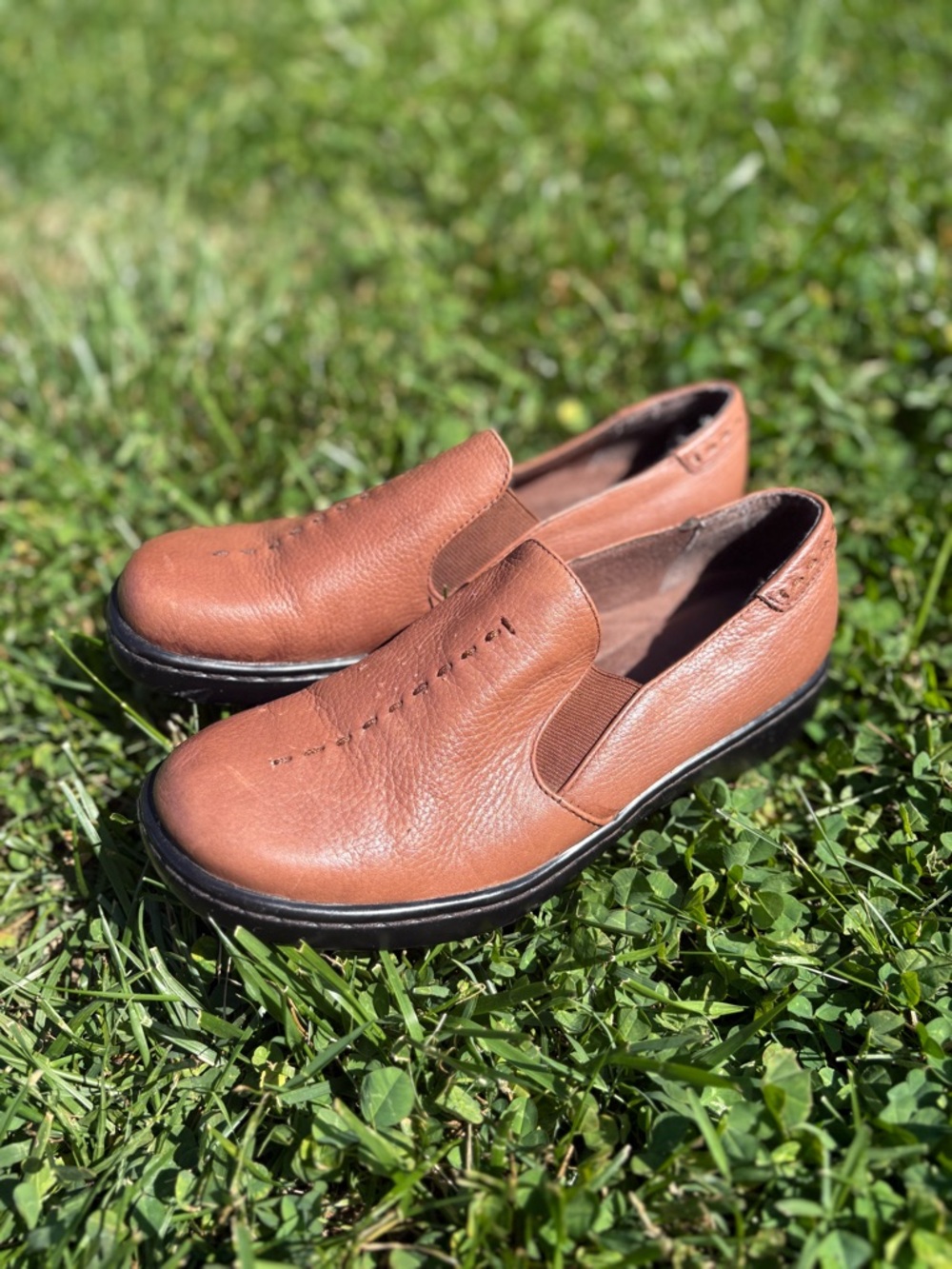 Naturalizer “Music” Women’s Brown Leather Slip-On Comfort Loafers - Size 7